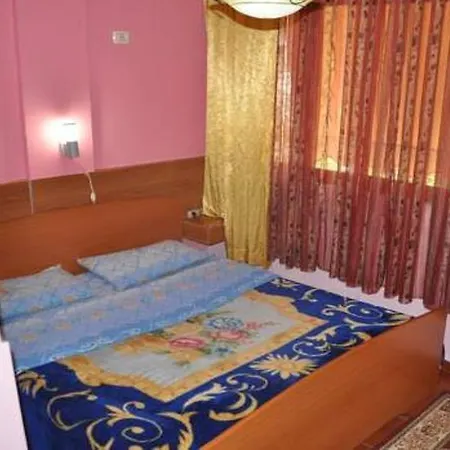Parlamenti Hotel